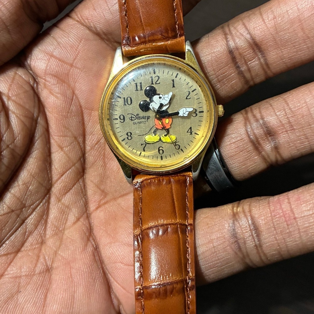 Vintage Disney Mickey Mouse Time Works Quartz Watch Brown Leather Strap Tested